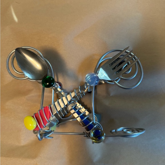 Dary Rees Napkins Holder - Picture 4 of 5